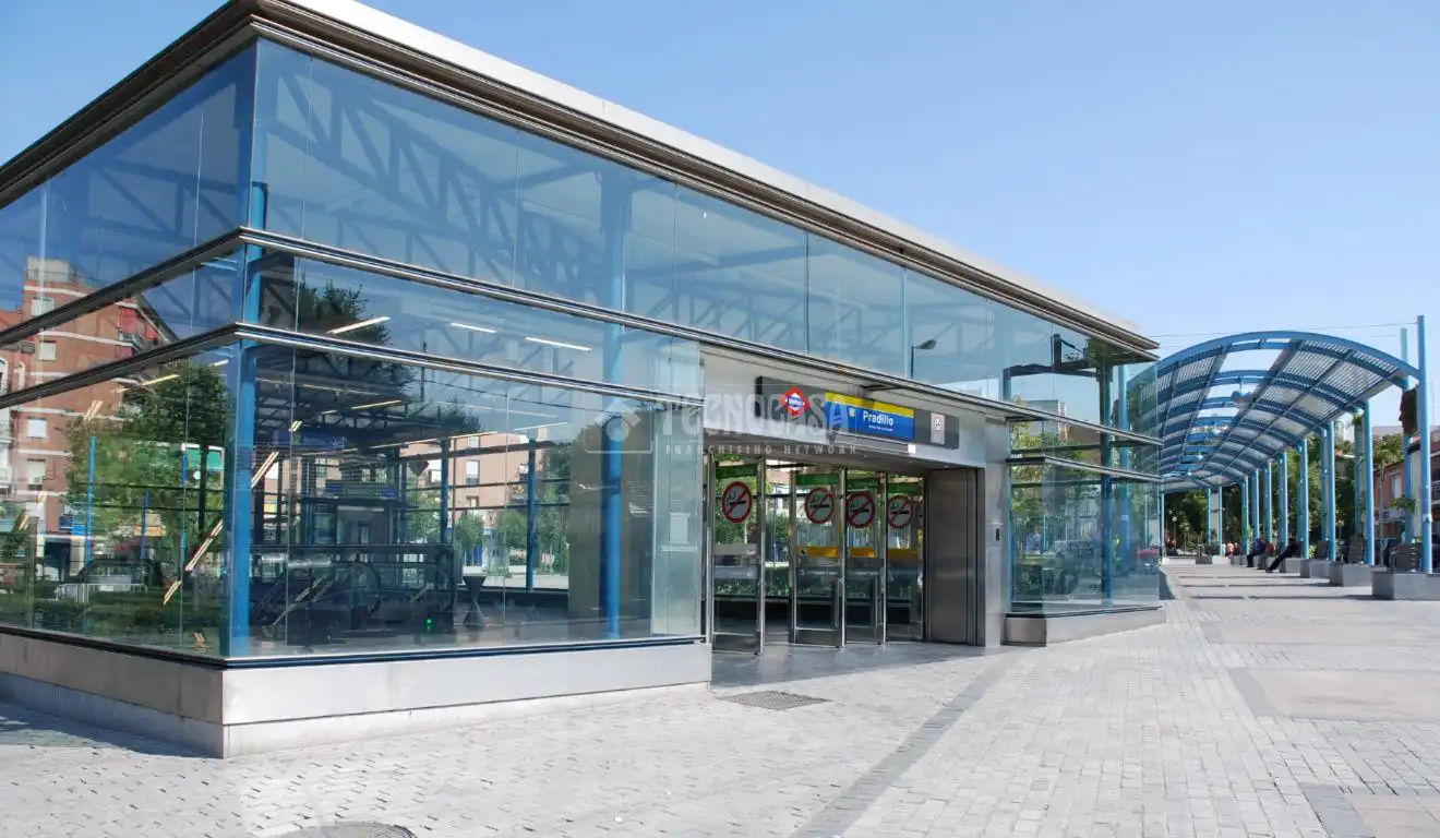 Vista exterior de Pis en venda en Móstoles amb Calefacció