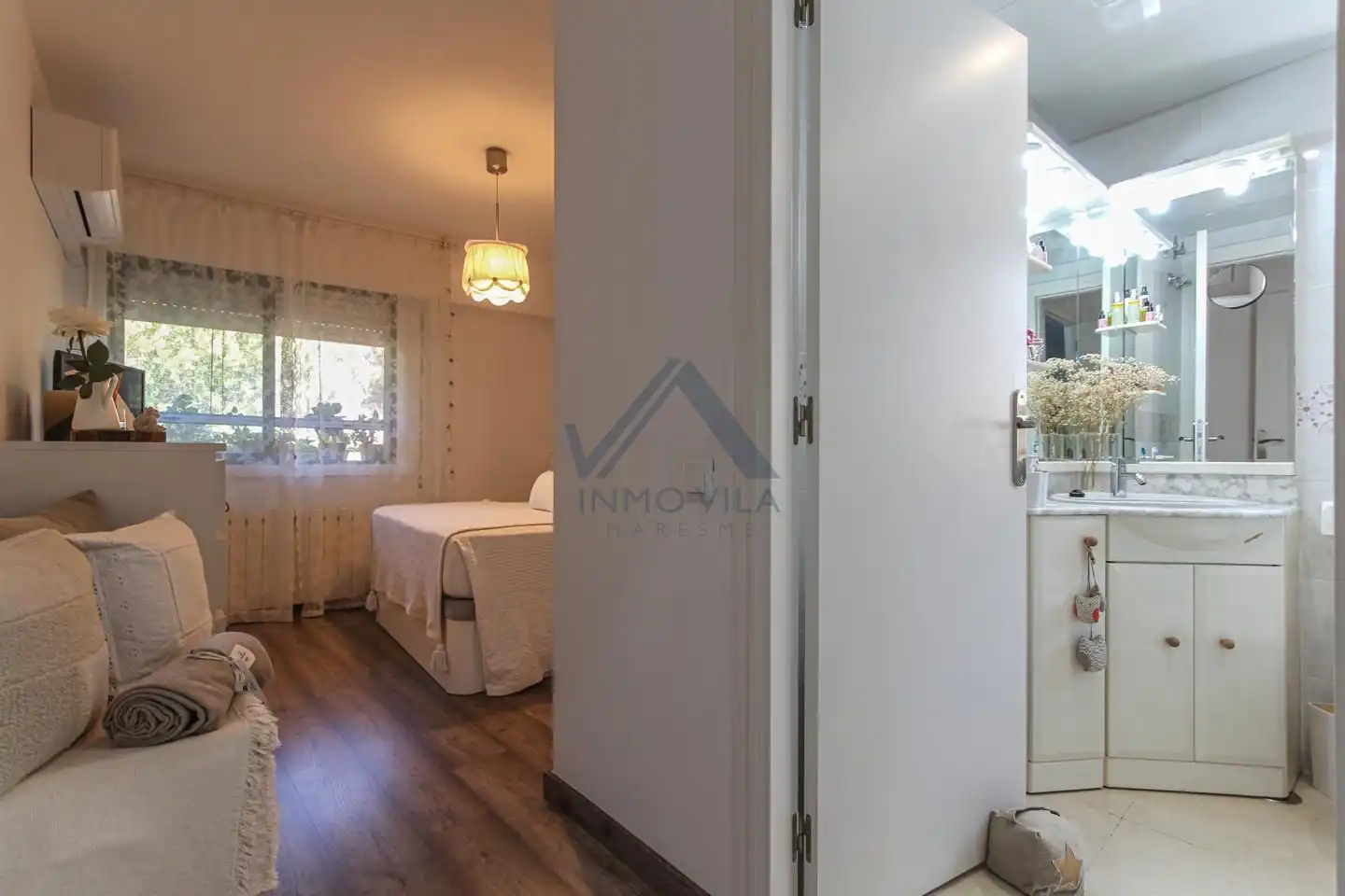 Schlafzimmer von Wohnung zum Verkauf in Montcada i Reixac mit Klimaanlage, Terrasse und Möbliert
