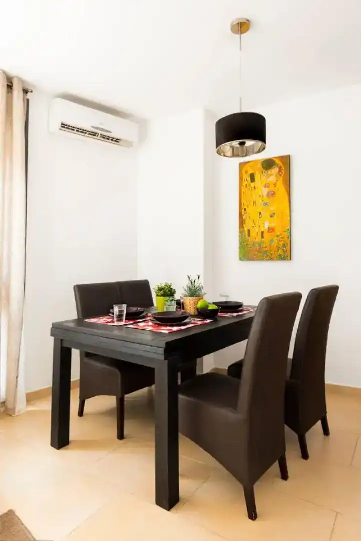 Esszimmer von Wohnung zur Miete in  Sevilla Capital mit Klimaanlage