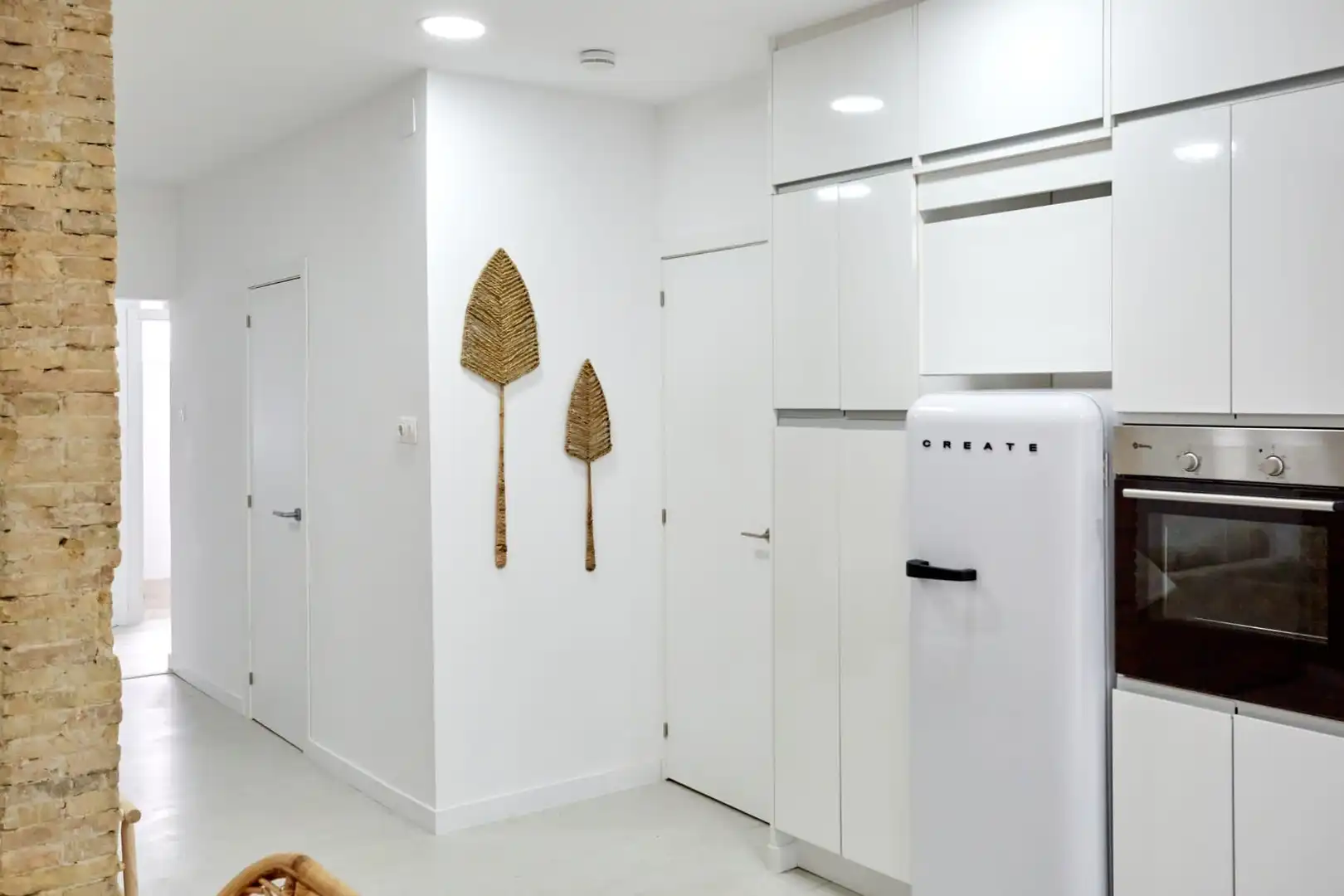 Cuina de Apartament de lloguer en Valencia amb Calefacció i Moblat