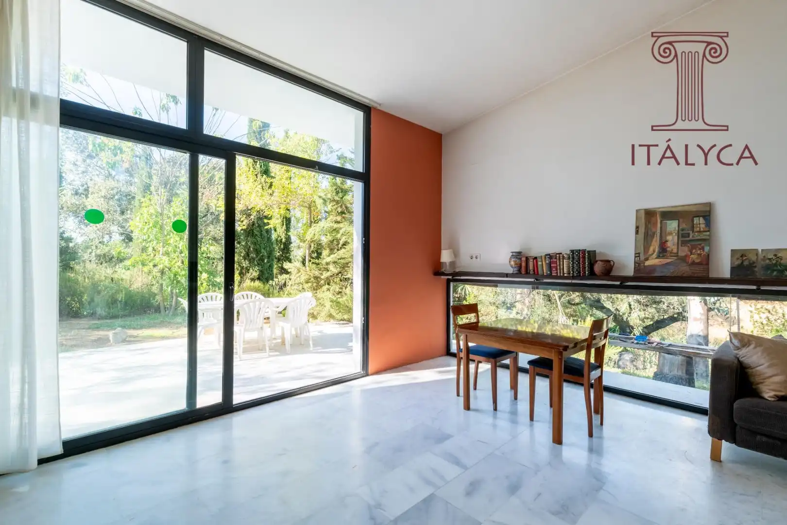 Houses for sale in El Castillo de las Guardas  with Private garden, Terrace and Community pool