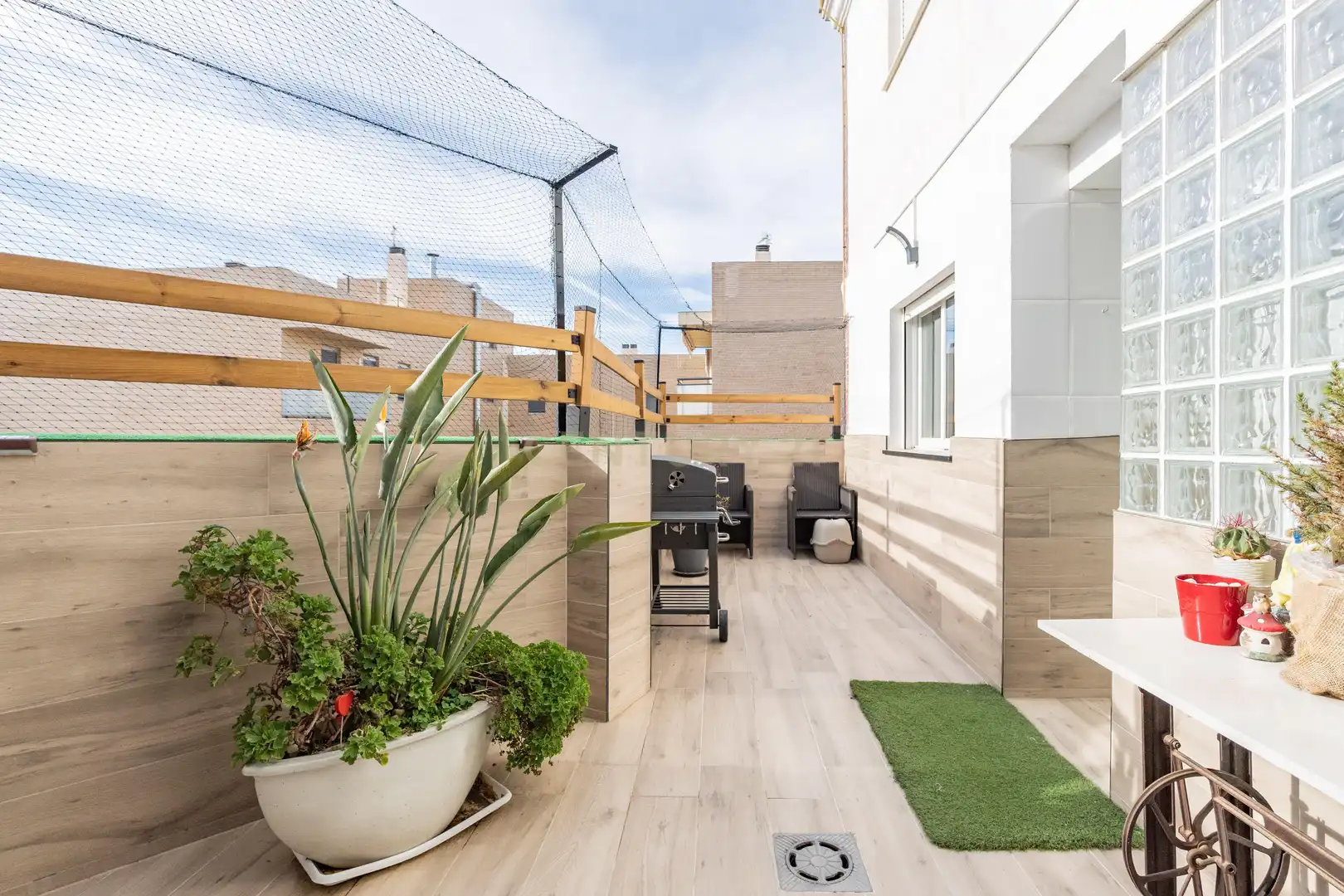 Terrassa de Apartament en venda en Paterna amb Aire condicionat i Balcó