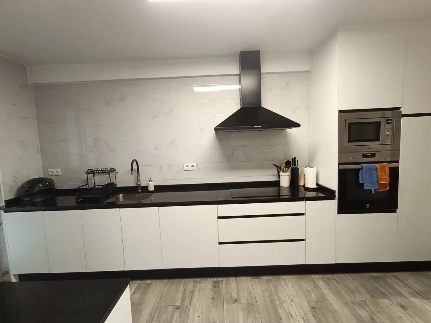 Flat with lift for sale in Calle de Llano Ponte, imagen 2