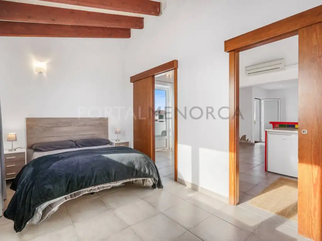 Dormitori de Casa o xalet en venda en Ciutadella de Menorca amb Piscina