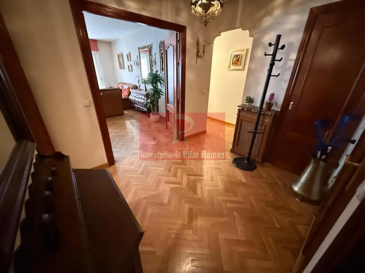 Piso en venta en León Capital  con Calefacción, Parquet y Terraza