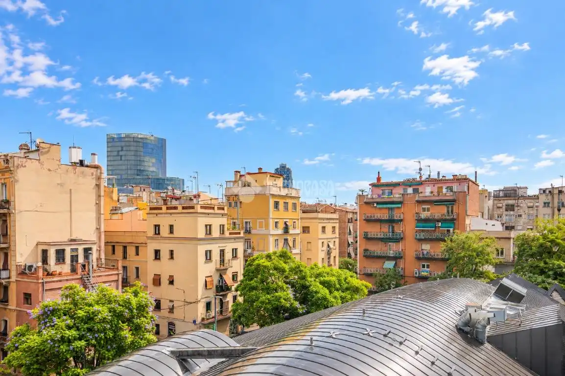 Außenansicht von Wohnung zum Verkauf in Barcelona