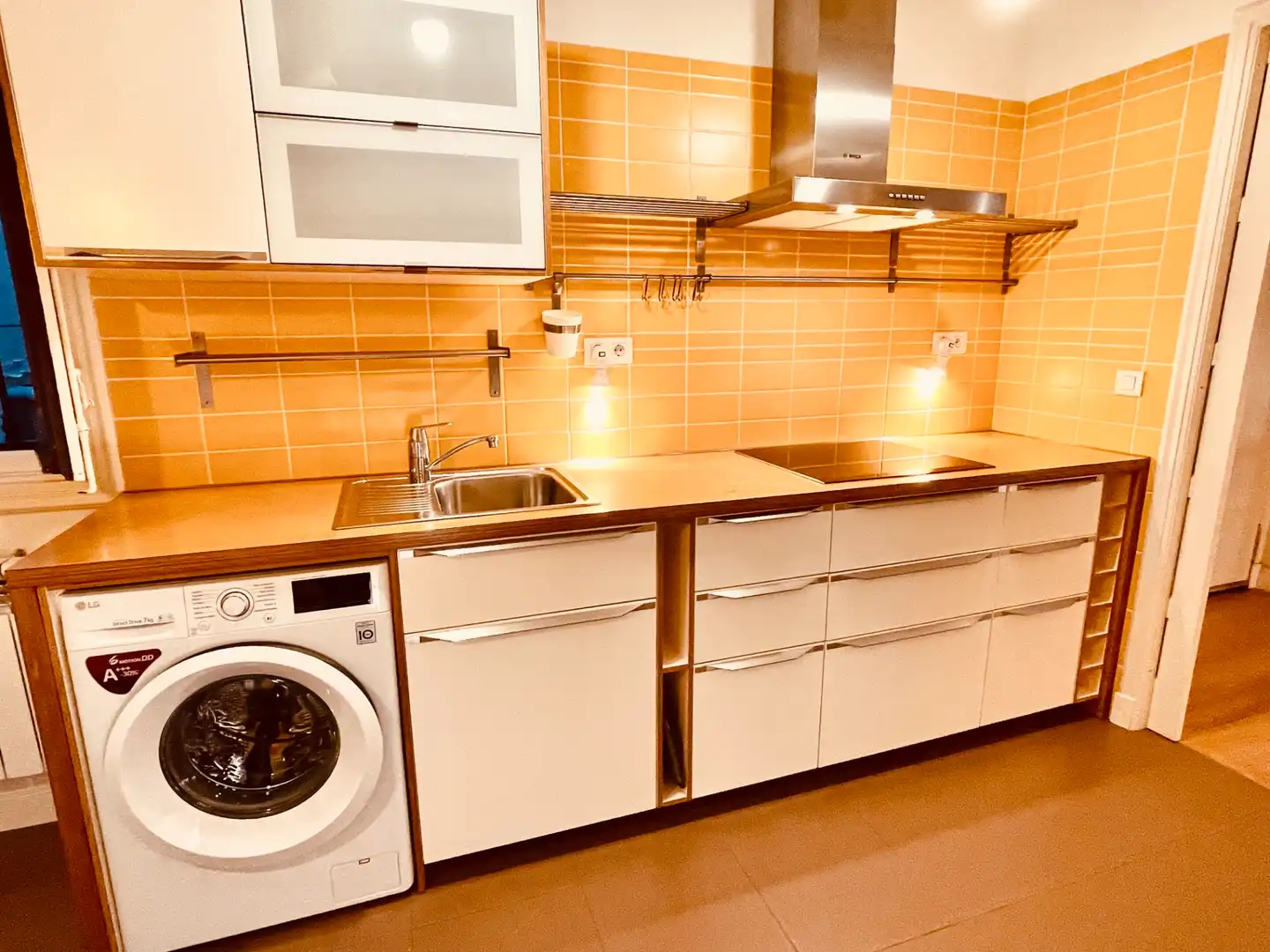 Cocina de Apartamento en venta en Madrid con Calefacción