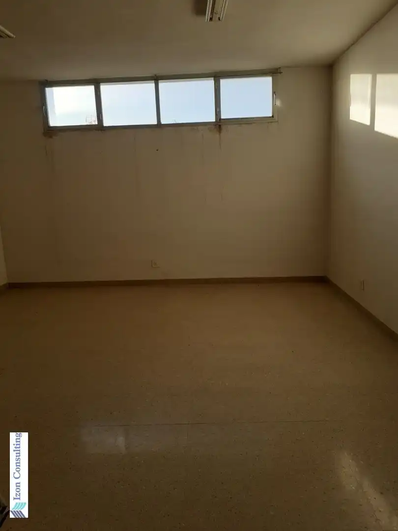 Local comercial en venda a Casas-Ibáñez, imagen 6