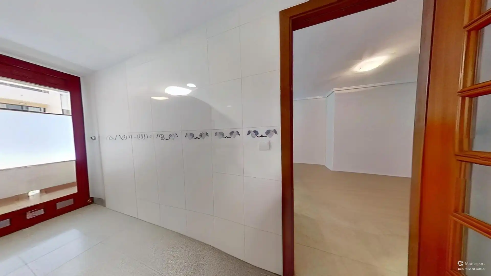 Wohnung zum Verkauf in Valencia mit Klimaanlage, Privatgarten und Terrasse
