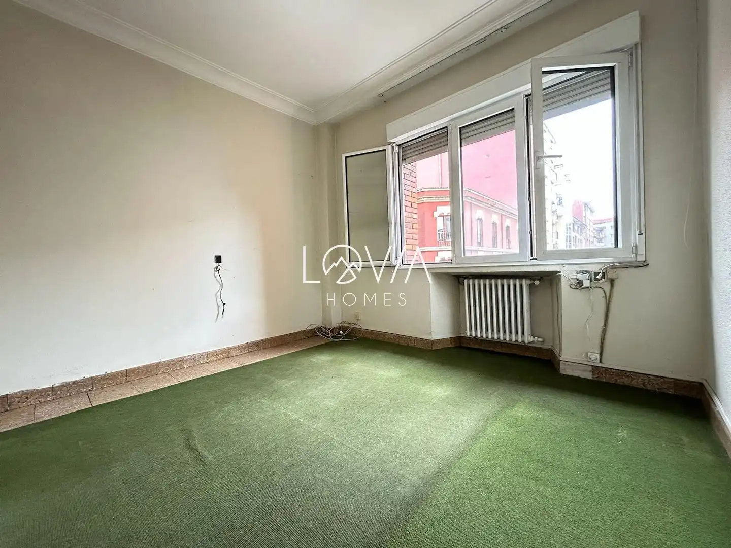 Bedroom of Flat for sale in Gijón   with Storage room
