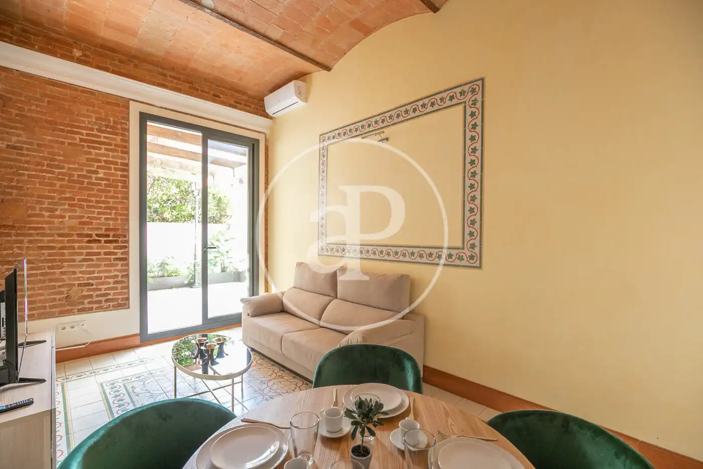 Sala de estar de Piso de alquiler en Barcelona con Aire acondicionado, Calefacción y Terraza