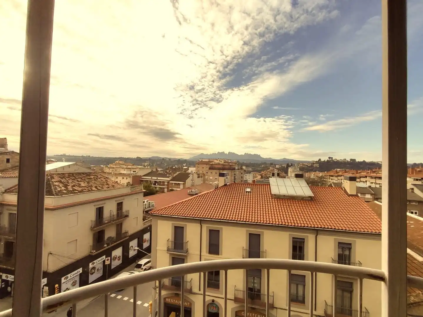 Flat with terrace for sale in Carretera de Cardona, imagen 2
