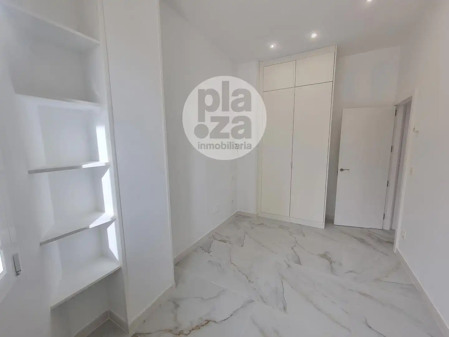 Habitación de Piso en venta en Burgos con Calefacción