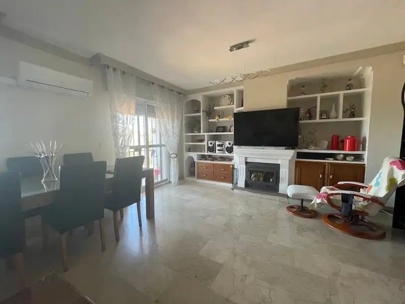 Wohnzimmer von Einfamilien-Reihenhaus zur Miete in Vélez-Málaga mit Klimaanlage, Möbliert und Gemeinschaftspool