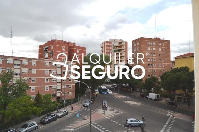 Vista exterior de Pis de lloguer en  Madrid Capital amb Calefacció i Terrassa