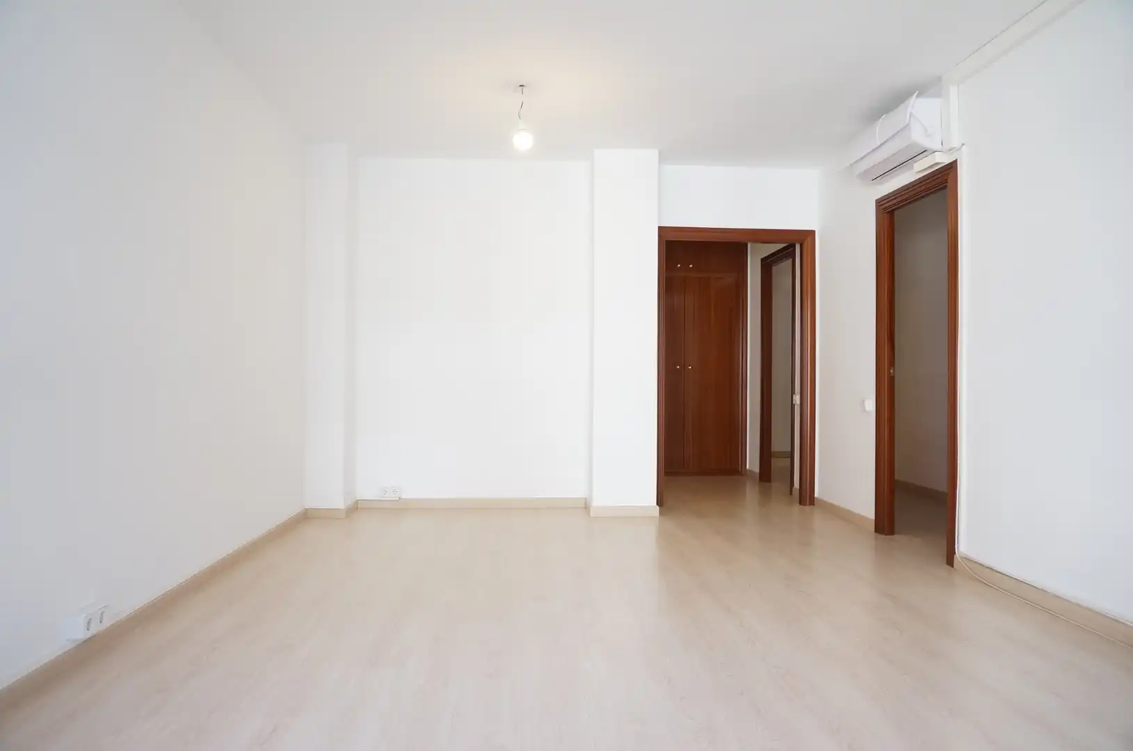 Piso de alquiler en Gran Via de Carles III, La Maternitat i Sant Ramon