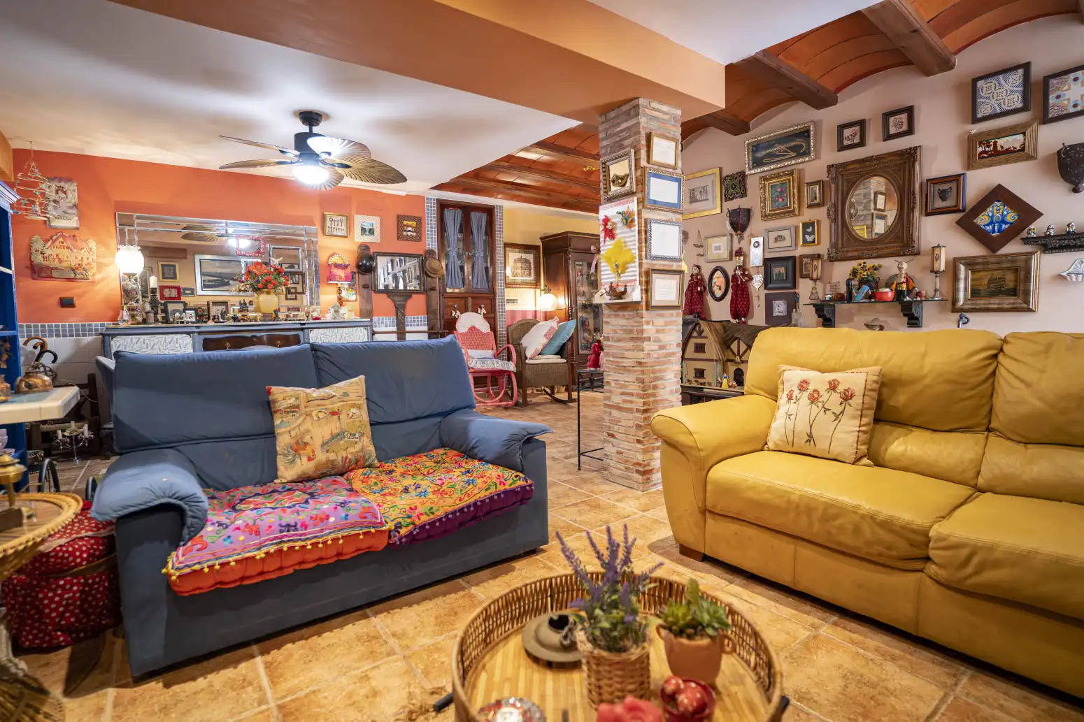 Sala d'estar de Casa o xalet en venda en Chulilla amb Terrassa