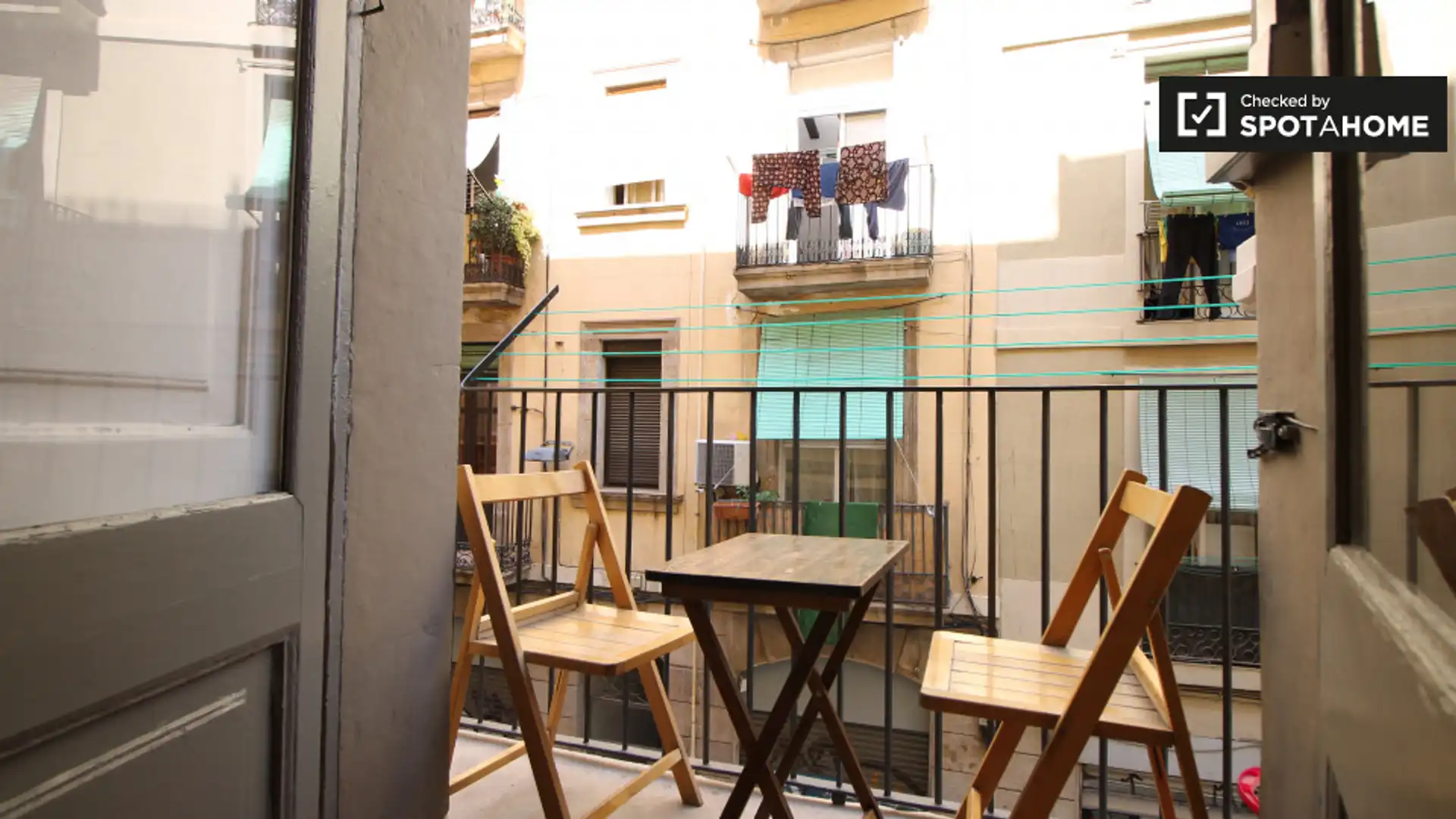 Flat for rent in El Raval