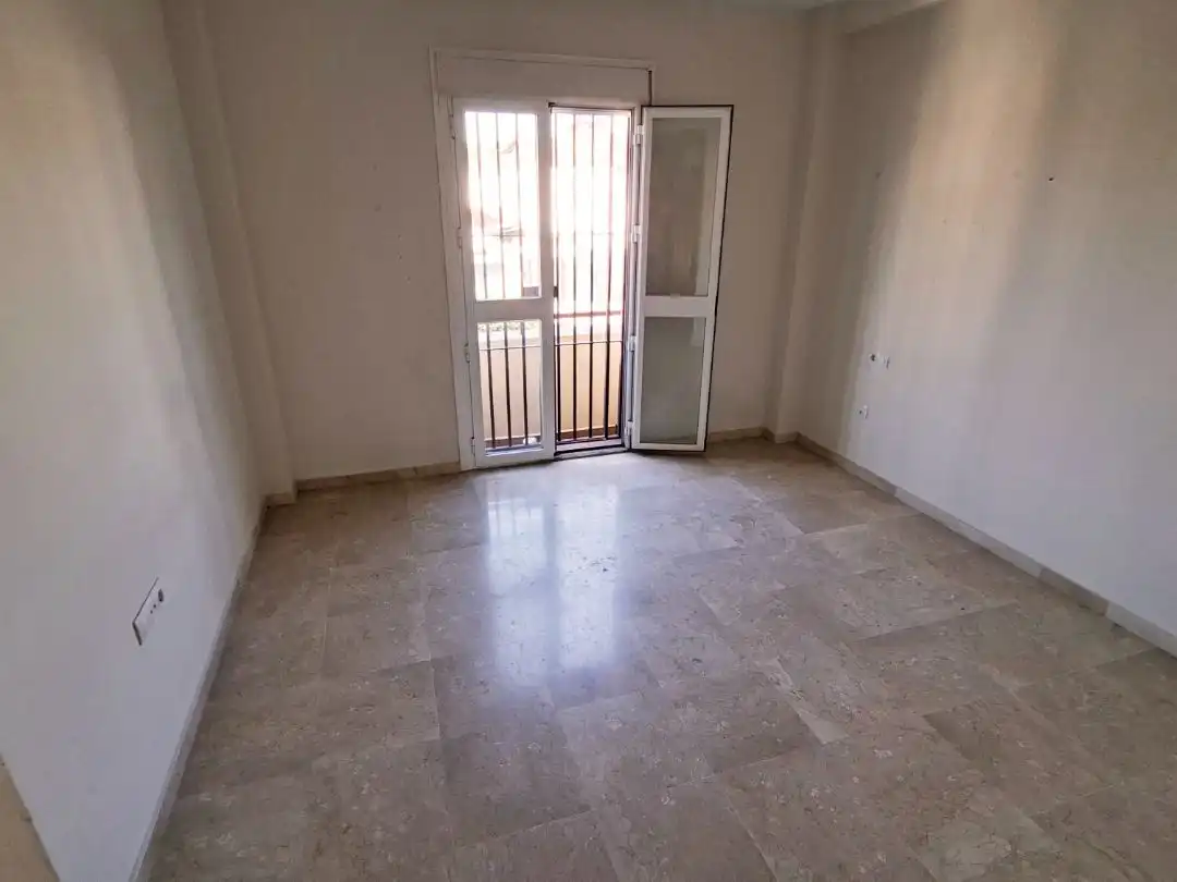 Casa pareada con jardín en venta en Calle Sócrates 30, imagen 11