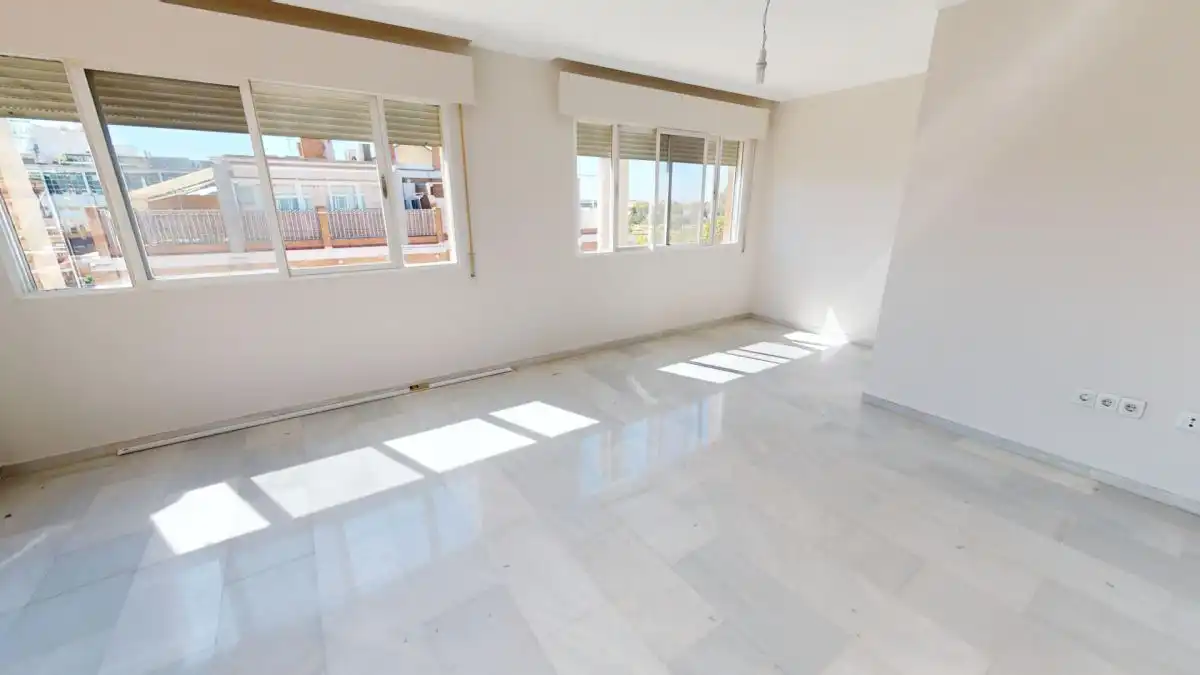 Bedroom of Flat for rent in Sevilla  with Air Conditioner, Heating and Terrace