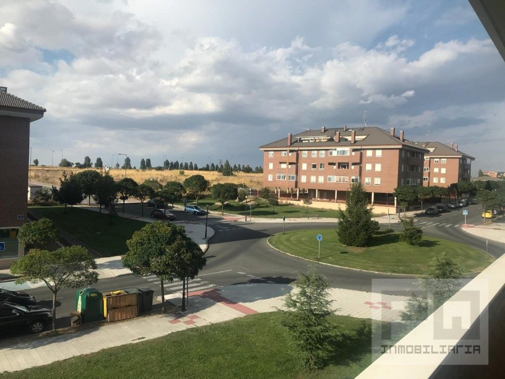 Exterior view of Flat to rent in Ávila Capital  with Heating, Furnished and Oven