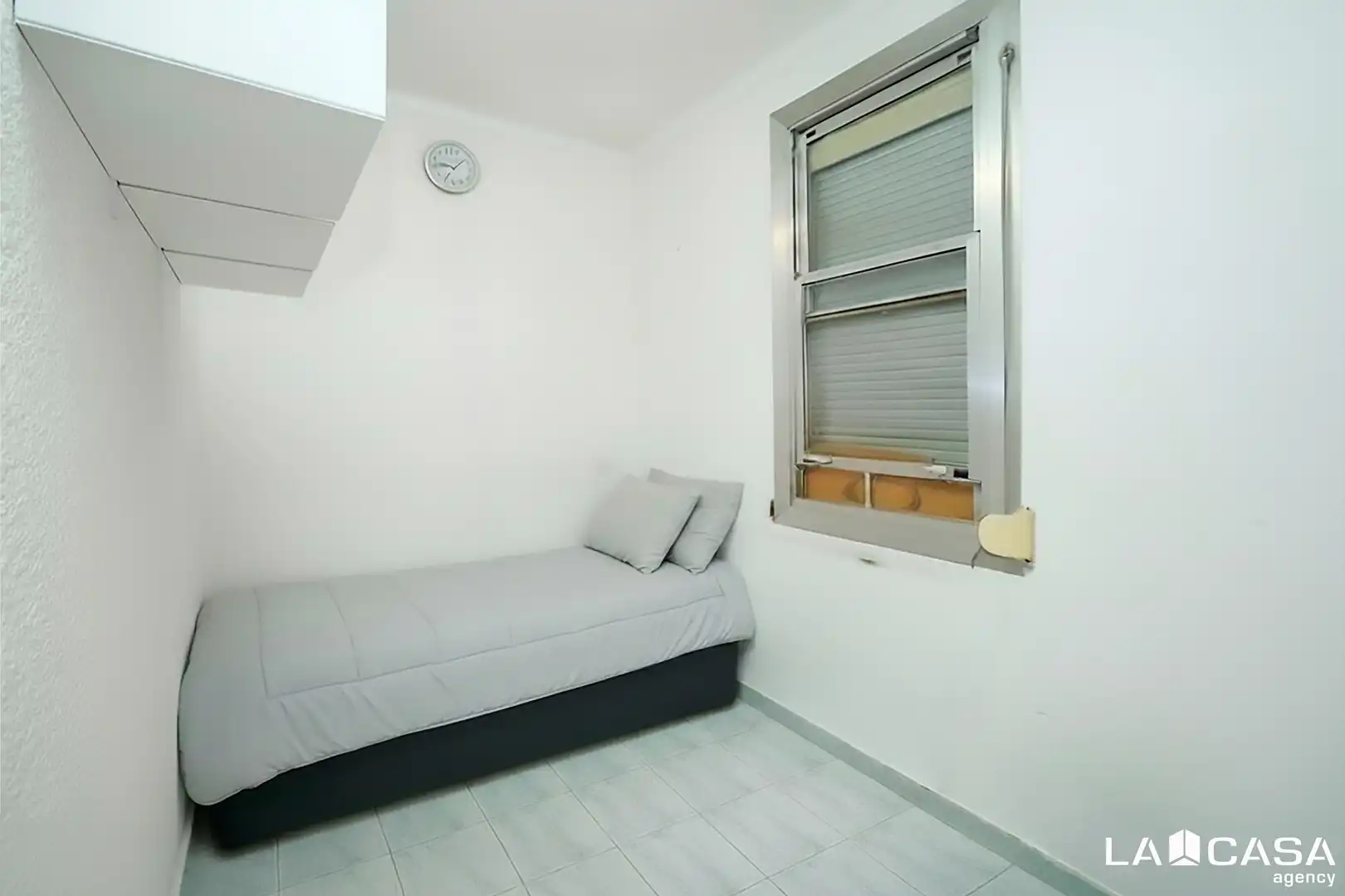 Habitación de Piso en venta en Barcelona con Calefacción y Balcón