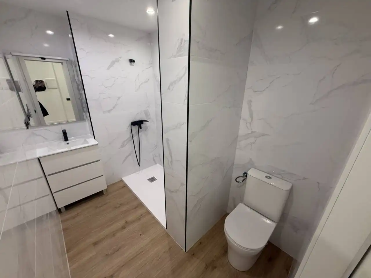 Baño de Piso en venta en Sabadell con Aire acondicionado, Calefacción y Parquet