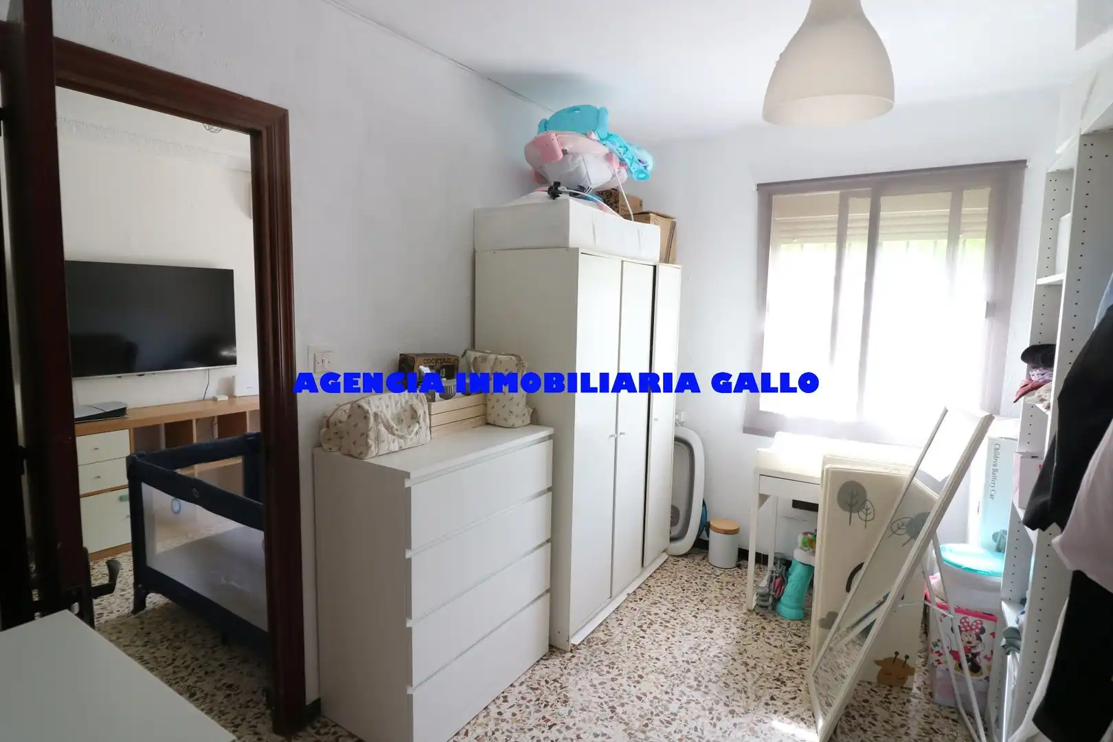 Bedroom of Flat for sale in Sevilla  with Air Conditioner and Storage room