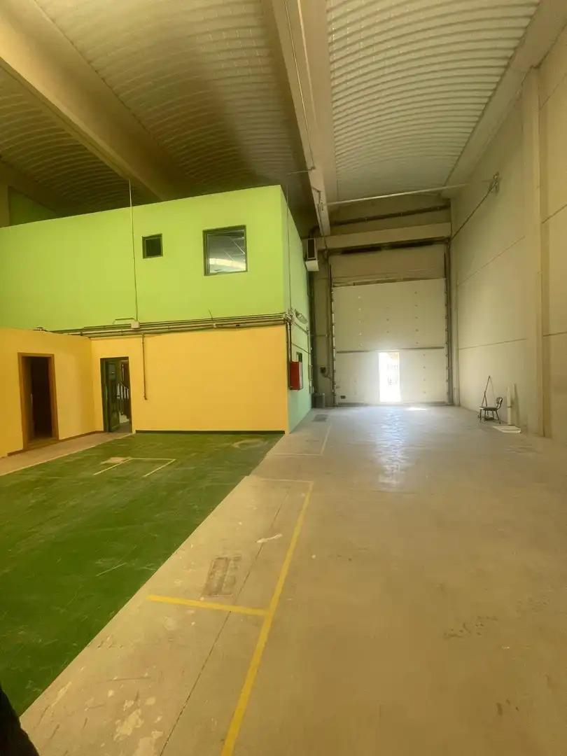 Nave industrial de alquiler en Valladolid