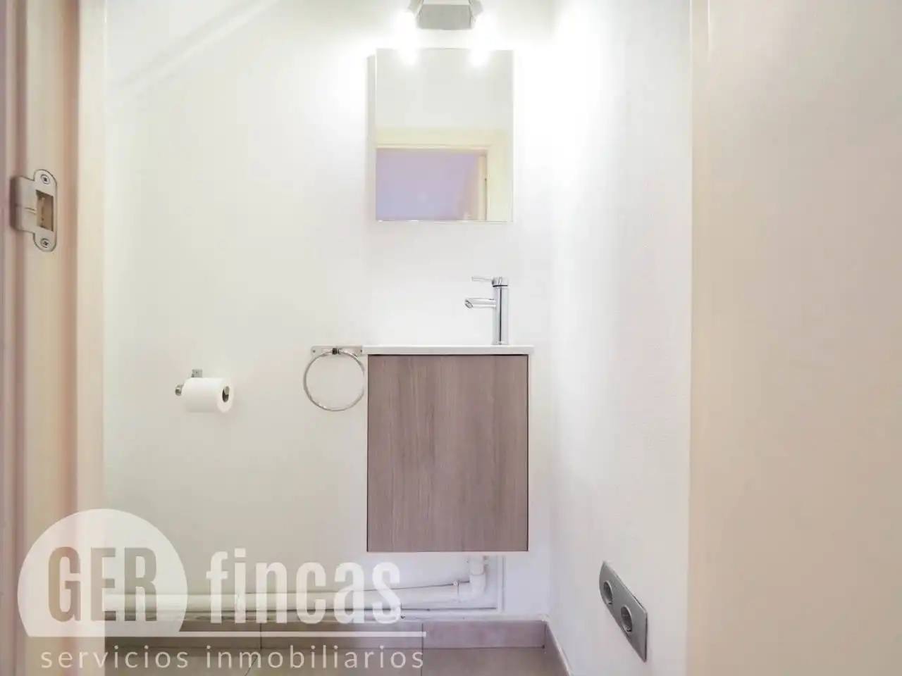 Badezimmer von Maisonette zum Verkauf in Terrassa mit Klimaanlage, Heizung und Parkett