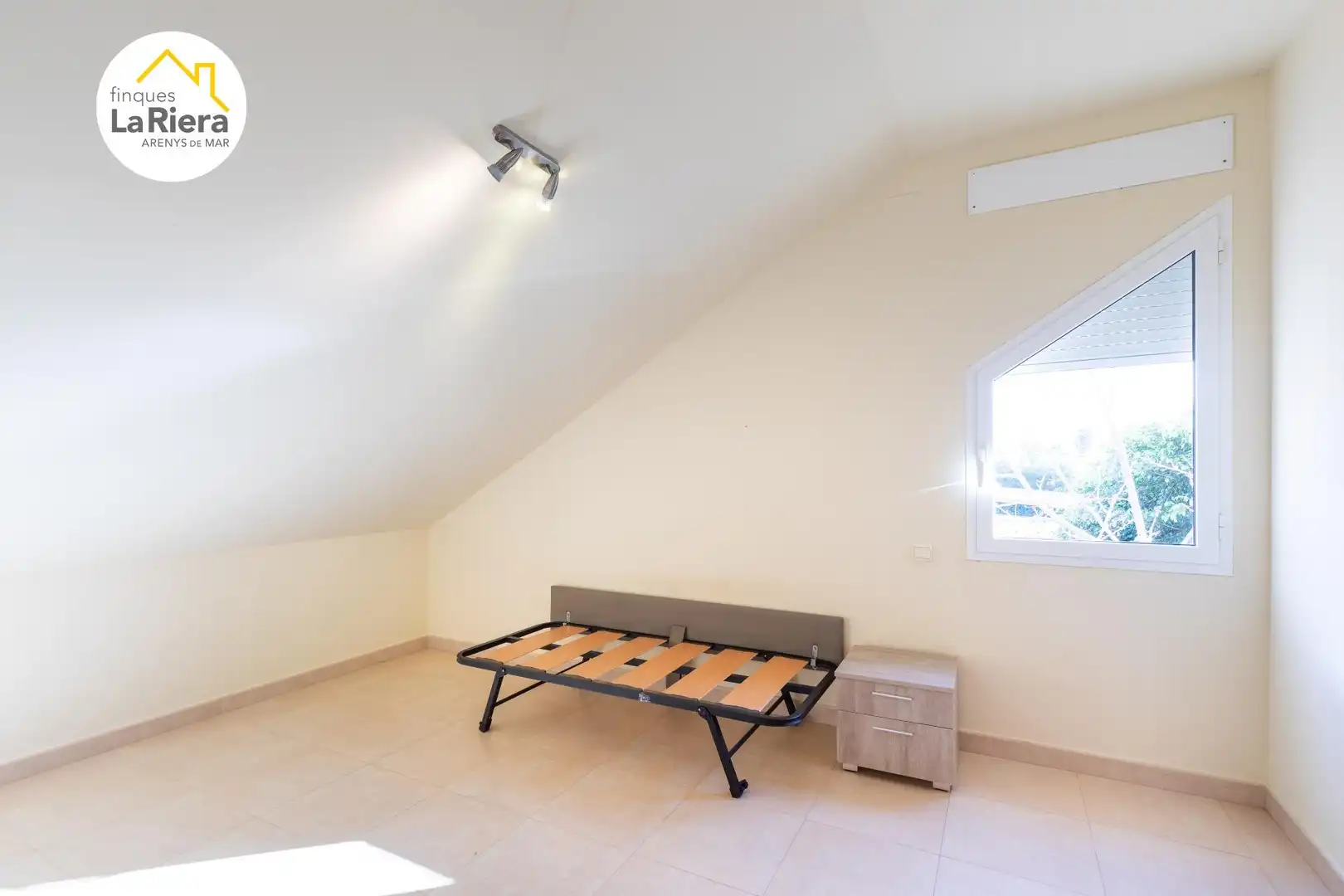 Habitación de Casa o chalet en venta en Arenys de Mar con Aire acondicionado, Calefacción y Jardín privado