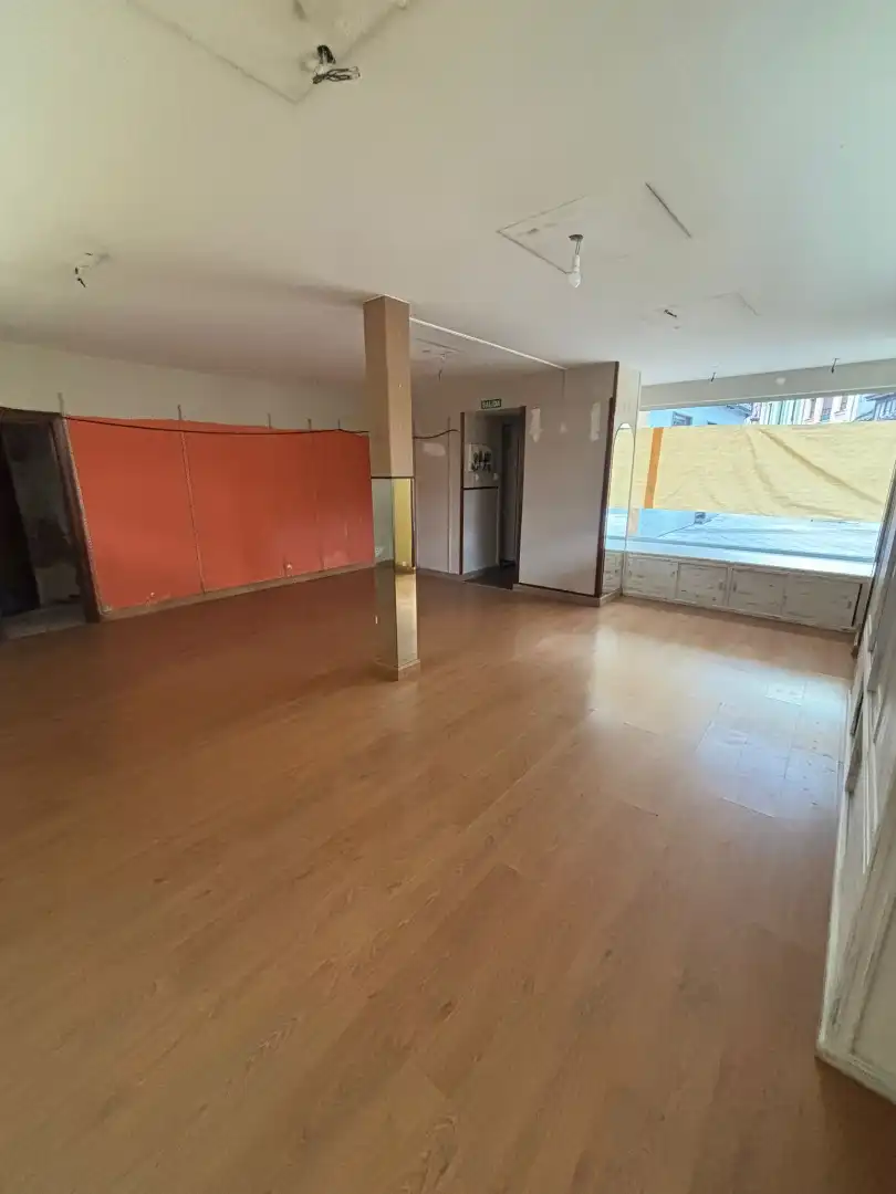 Gemischtgenutztes Gebäude zum Verkauf in Calle Melquiades Álvarez 41, imagen 11