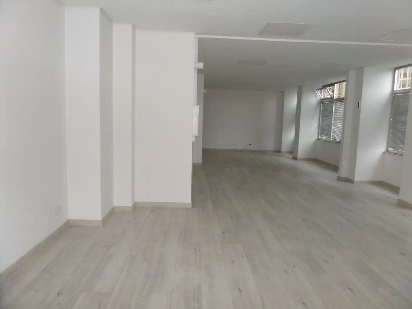 Gewerbefläche zum Verkauf in Cuatro Caminos - Plaza de la Cubela, imagen 3