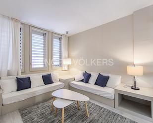 Living room of Apartment to rent in  Barcelona Capital  with Air Conditioner, Heating and Furnished