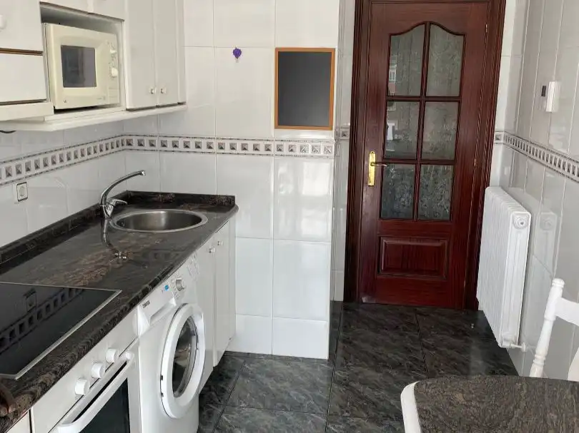 Cocina de Piso de alquiler en Siero