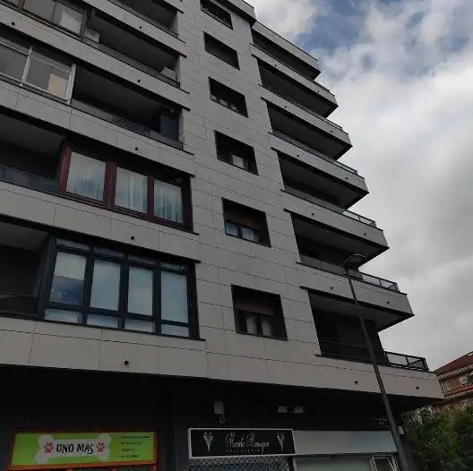 Vista exterior de Pis en venda en Irun 