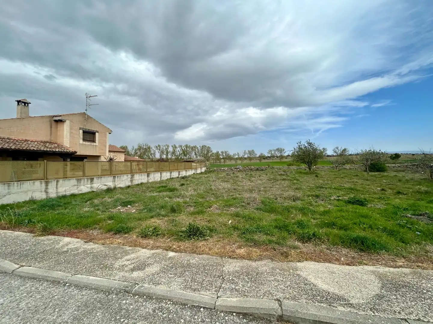 Residential zum Verkauf in Cabañas de Polendos