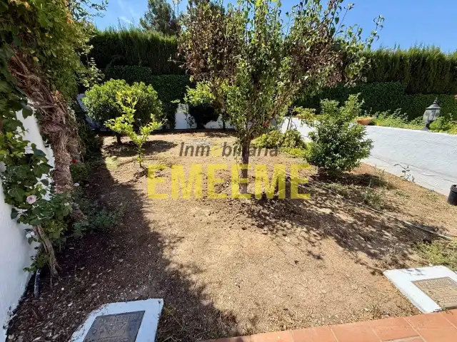 Houses for sale in La Planilla