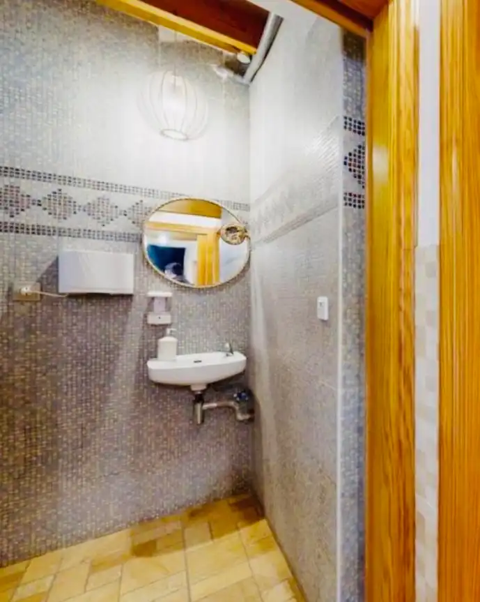 Bathroom of Flat for sale in Oliva  with Air Conditioner, Heating and Terrace