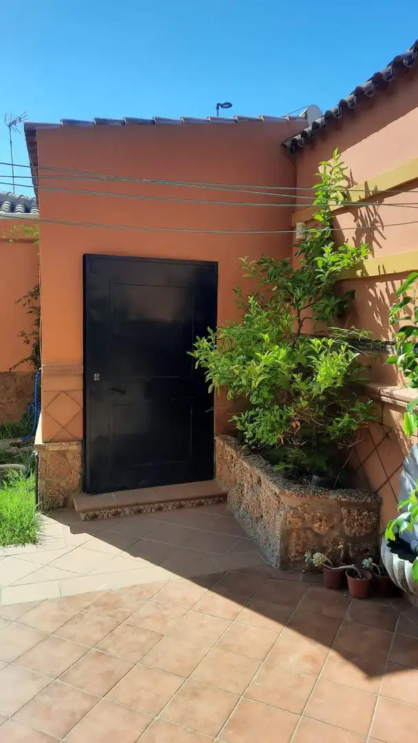 Casa adosada en venda en El Puerto de Santa María amb Aire condicionat, Jardí privat i Terrassa