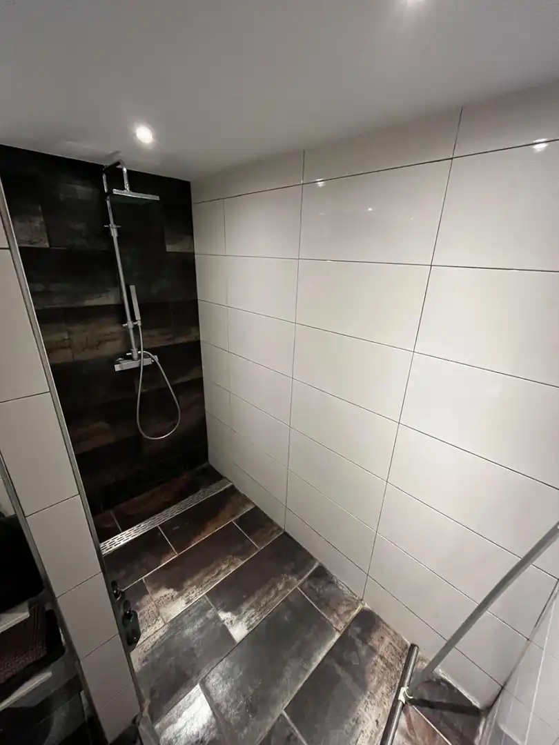 Bathroom of Apartments for rent in Benalmádena  with Air Conditioner, Heating and Terrace