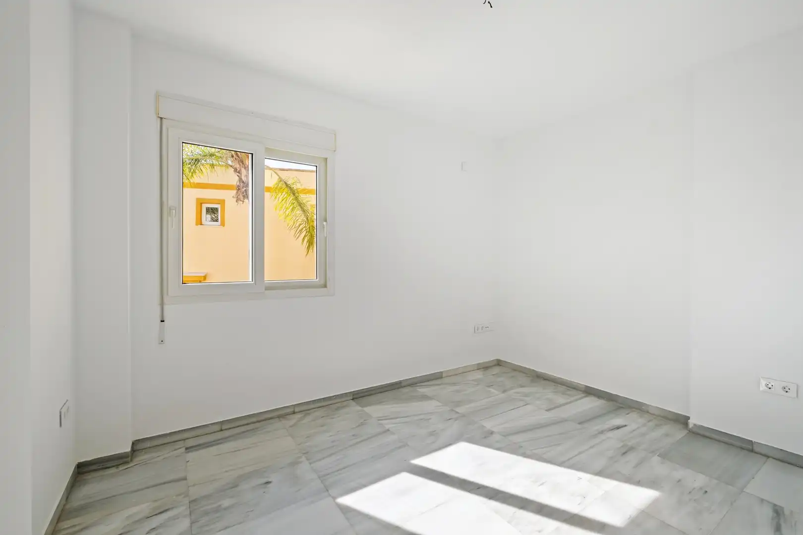 Bedroom of Detached homes for sale in Málaga  with Air Conditioner, Terrace and Swimming Pool