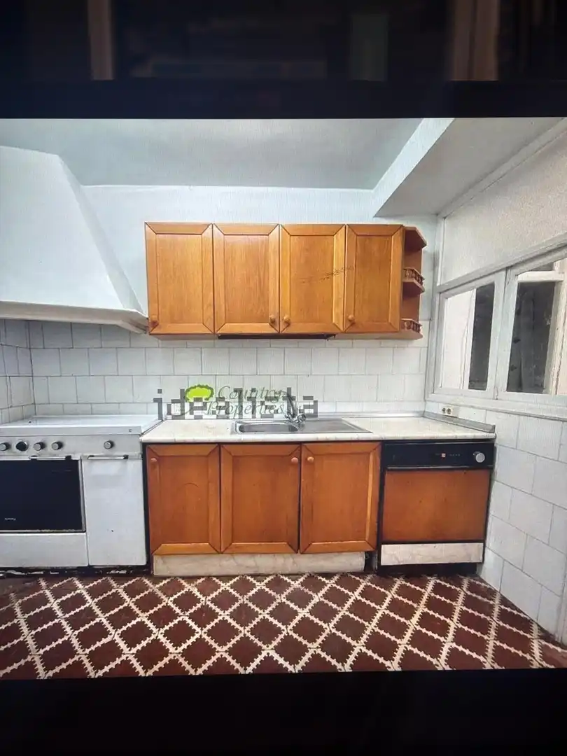 Cuina de Casa adosada en venda en Cómpeta amb Piscina