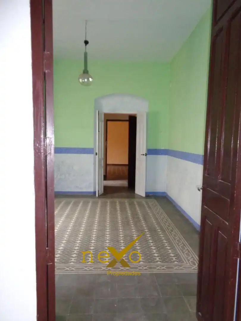 Casa o chalet en venta en Carmona con Jardín privado, Piscina y Balcón