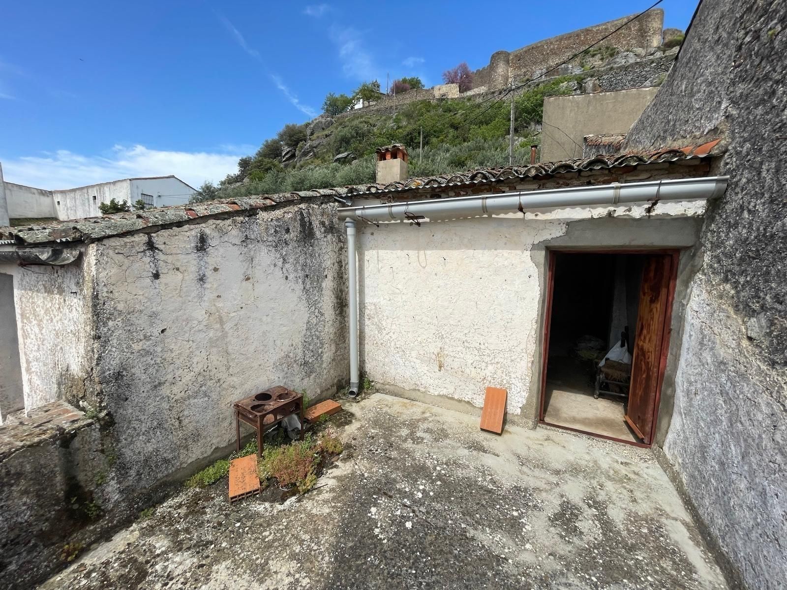 Casa o xalet en venda en Montánchez amb Terrassa