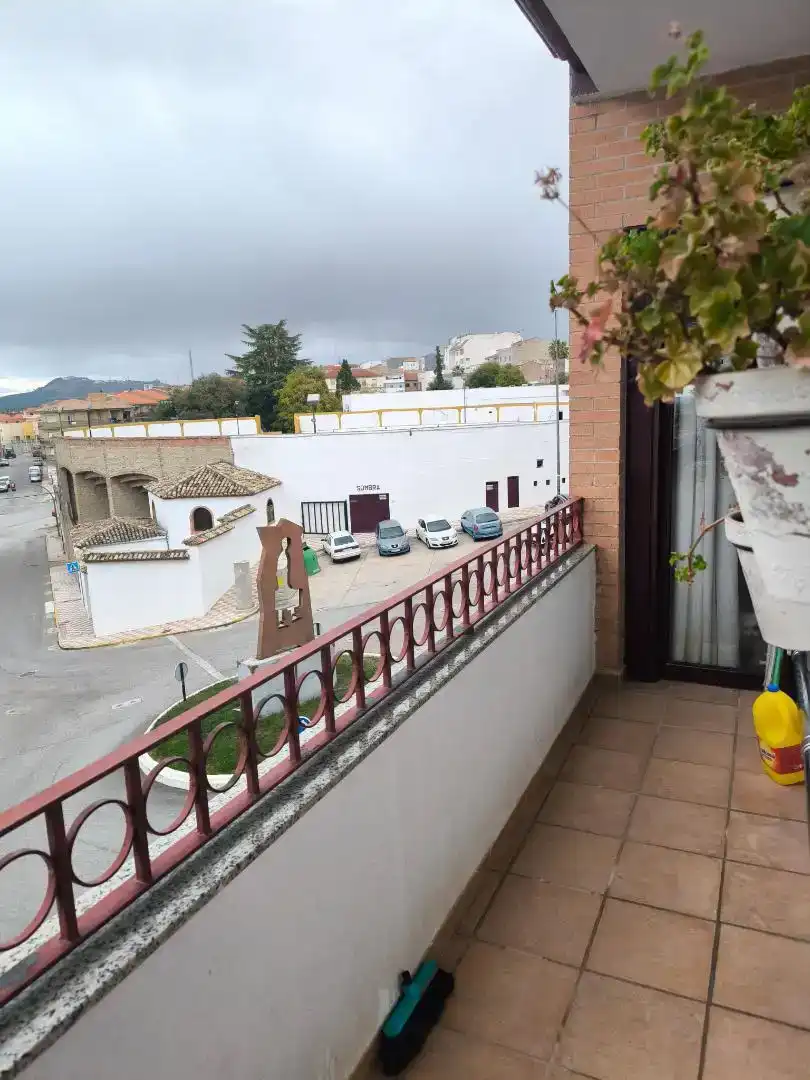 Vista exterior de Pis en venda en Villacarrillo, Jaén