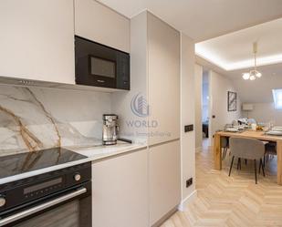 Kitchen of Flat for sale in  Madrid Capital  with Air Conditioner, Furnished and Oven