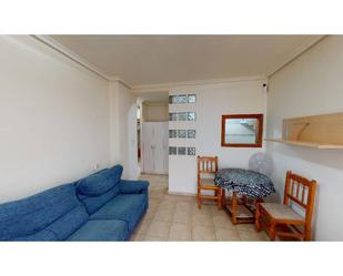 Dormitori de Apartament en venda en Caravaca de la Cruz amb Terrassa i Balcó