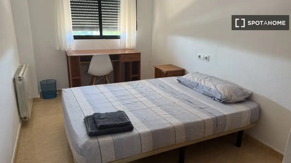Schlafzimmer von Wohnungen zur untervermieten in San Vicente del Raspeig / Sant Vicent del Raspeig mit Klimaanlage, Terrasse und Möbliert