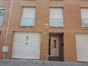 Casa a schiera con piscina in vendita a Rasquera 8